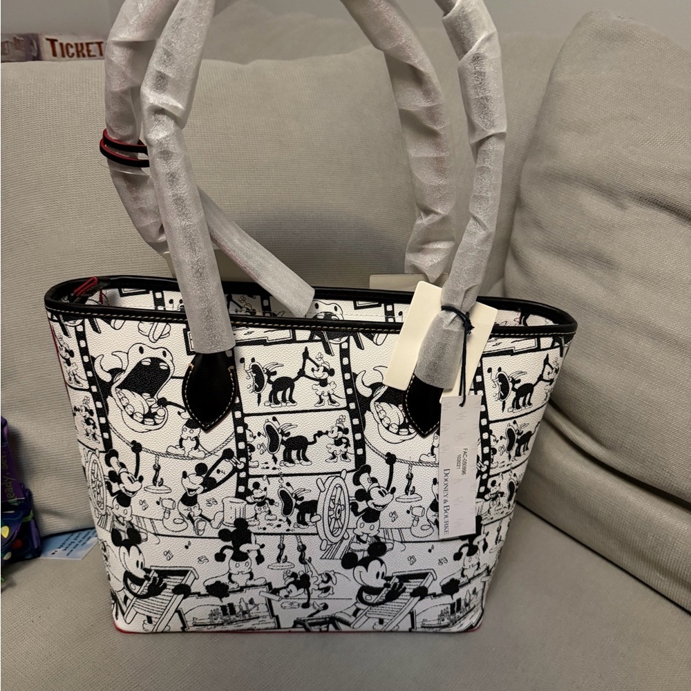 Disney Dooney & Burke Tote Steamboat Willy